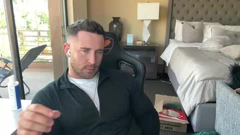 Snapshot of brettmycles chatting on September 2025 08:46:01 PM Brett Mycles online show from September 2025 08:46:01 PM