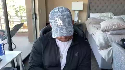 Snapshot of brettmycles chatting on October 2025 10:47:02 PM Brett Mycles online show from October 2025 10:47:02 PM