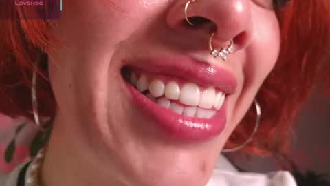 Snapshot of bri_von_dhara_ chatting on May 2026 11:43:01 PM Bri online show from May 2026 11:43:01 PM