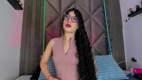 B R I A  online show from December 2025 02:50:02 AM