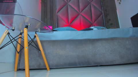 B R I A  online show from April 2026 06:19:01 AM