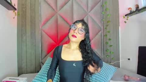 B R I A  online show from April 2026 01:22:02 AM