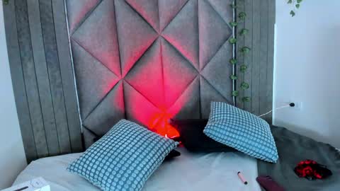 B R I A  online show from April 2026 01:30:01 AM