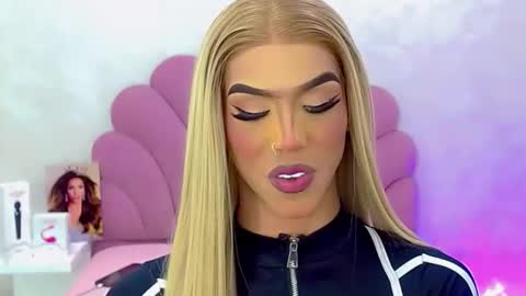 BRIANA online show from February 2026 07:42:02 AM