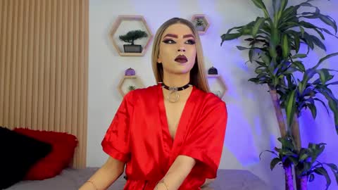 Snapshot of briana_white chatting on October 2025 05:47:01 PM briana_white online show from October 2025 05:47:01 PM