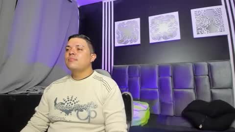 Snapshot of brianhot_fire chatting on November 2025 03:21:02 AM brianhot_fire online show from November 2025 03:21:02 AM