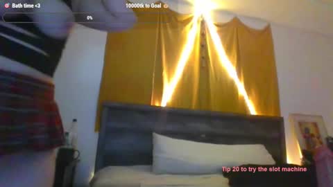 Brianna Bills online show from February 2025 04:06:01 AM