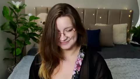 Snapshot of briarwynn chatting on July 2026 05:56:01 PM briarwynn online show from July 2026 05:56:01 PM
