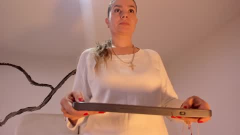    online show from January 2025 12:07:02 PM