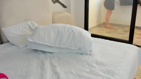    online show from March 2025 03:40:01 PM