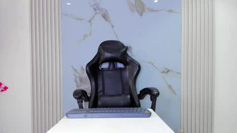    online show from April 2026 12:59:01 PM