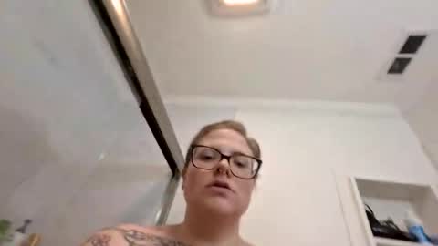 Snapshot of briebaby88 chatting on June 2026 09:04:01 PM Leela Marie xo online show from June 2026 09:04:01 PM