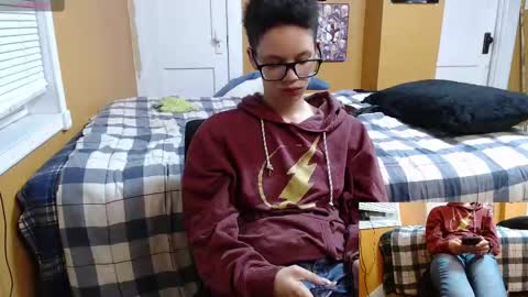 Strawberry online show from December 2024 12:19:02 AM