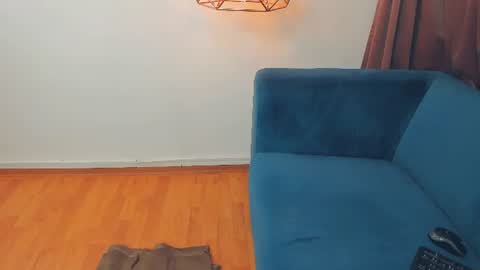brilliantegirl_ online show from June 2026 06:33:02 AM