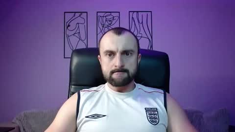 brindlefly69 online show from February 2025 02:33:02 PM