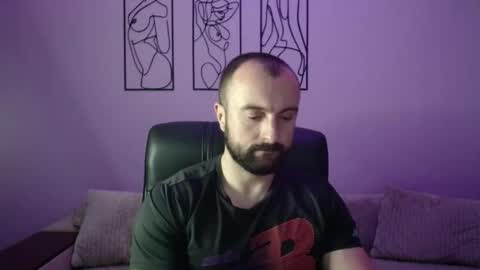 brindlefly69 online show from October 2025 11:09:01 AM