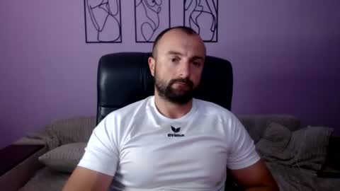 brindlefly69 online show from July 2026 10:50:01 AM