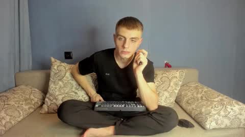 bristlebback online show from September 2025 04:07:02 PM