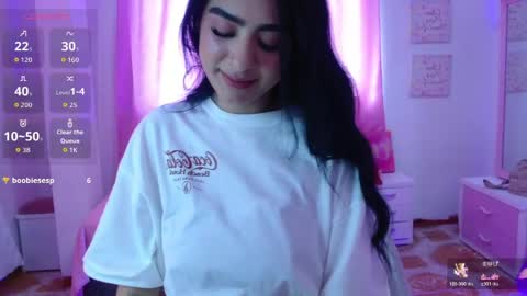 britannie_ online show from June 2026 04:44:01 PM