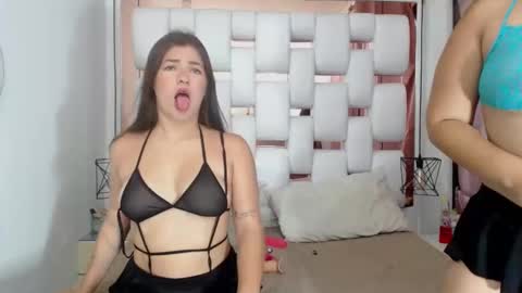 Snapshot of britanyandmelany chatting on September 2025 02:49:02 PM BritanyANDmelany online show from September 2025 02:49:02 PM