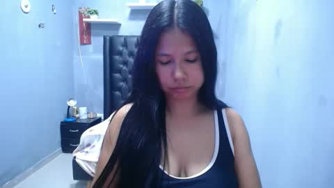 britanyx1 online show from March 2026 01:33:02 PM