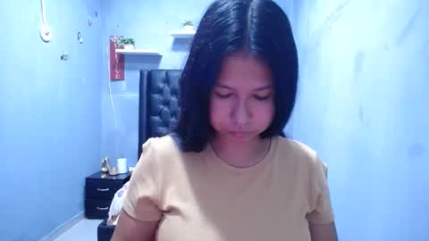 britanyx1 online show from April 2026 02:08:02 PM