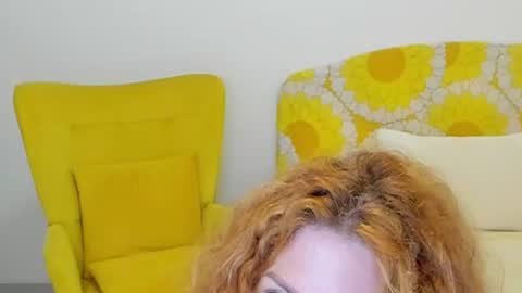 Snapshot of britishmilfpenelope chatting on July 2026 02:40:01 AM Penelope online show from July 2026 02:40:01 AM