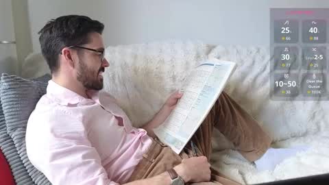 Snapshot of britishpoet chatting on May 2026 01:16:02 PM Callum online show from May 2026 01:16:02 PM