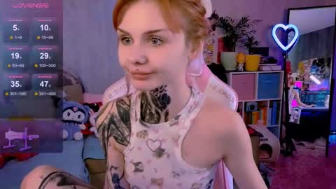 Britney online show from September 2025 01:02:02 PM