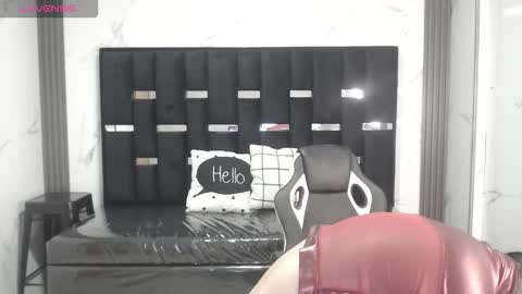 Britney  online show from November 2025 02:58:01 AM