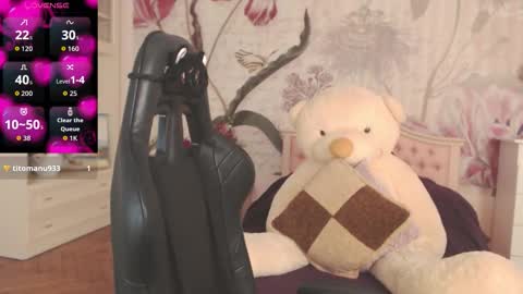 britneybarker online show from November 2025 02:58:01 AM