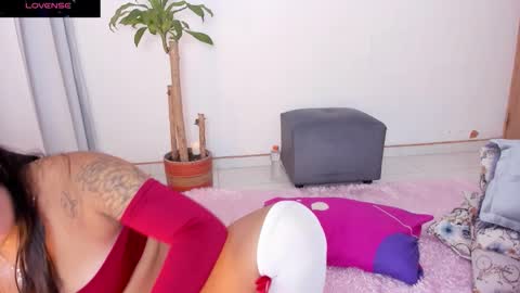 brittany online show from October 2025 09:06:02 AM