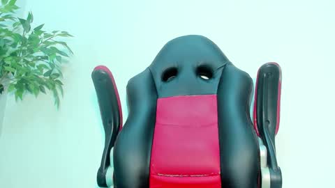 BRIYIT     online show from December 2024 08:47:01 PM