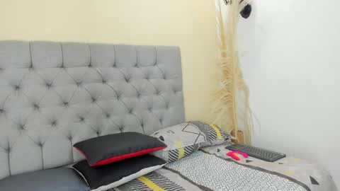 brock_hurn online show from April 2026 08:12:02 PM