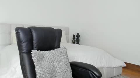 brody_dallas1 online show from December 2024 08:50:01 PM