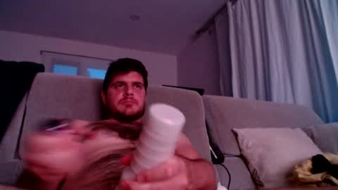 Breeding pair online show from July 2026 01:47:02 AM