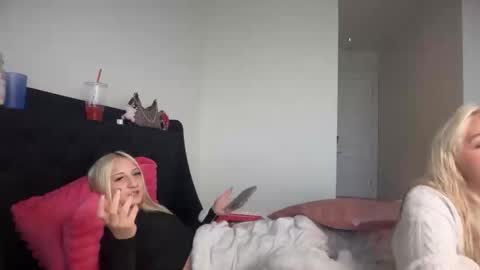 Snapshot of brookepatterson chatting on November 2025 10:04:02 PM brookepatterson online show from November 2025 10:04:02 PM