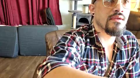 brownboyt online show from March 2026 04:35:02 PM