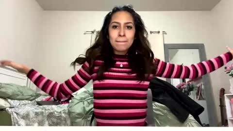 Snapshot of brownbunny212 chatting on January 2025 04:34:01 AM brownbunny212 online show from January 2025 04:34:01 AM