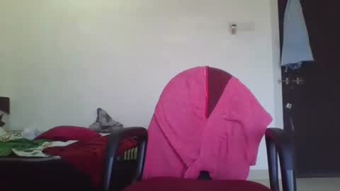 Snapshot of brownwolfie28 chatting on March 2026 11:27:01 AM brownwolfie28 online show from March 2026 11:27:01 AM