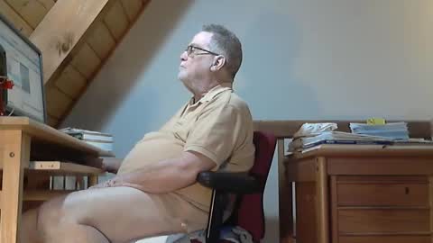 brubar online show from October 2025 09:24:01 PM