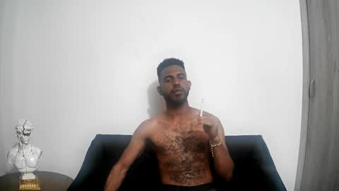 bruce_1111 online show from March 2026 10:43:02 PM