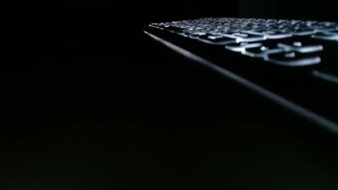 bruceb124u online show from November 2025 06:47:02 AM