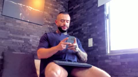 Snapshot of brucedallas chatting on September 2025 06:42:02 PM brucedallas online show from September 2025 06:42:02 PM