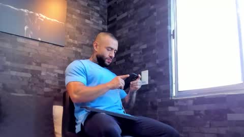 Snapshot of brucedallas chatting on October 2025 10:06:02 PM brucedallas online show from October 2025 10:06:02 PM