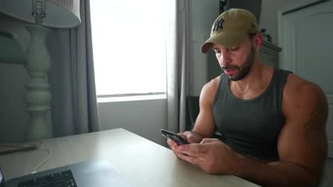 onlyfans BRUCESTRYKER online show from November 2025 07:30:01 PM