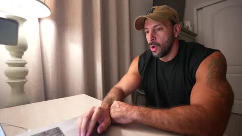 onlyfans BRUCESTRYKER online show from December 2025 04:41:02 AM