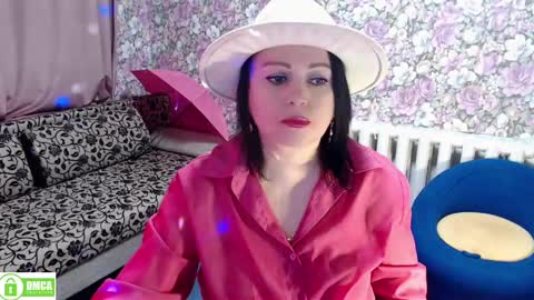 Julia online show from December 2024 11:04:01 PM