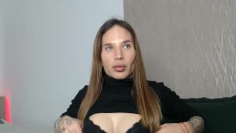 Luna online show from January 2026 05:07:01 PM