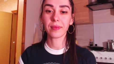 Snapshot of brunettgirl_ chatting on January 2025 03:43:01 PM Ellis online show from January 2025 03:43:01 PM